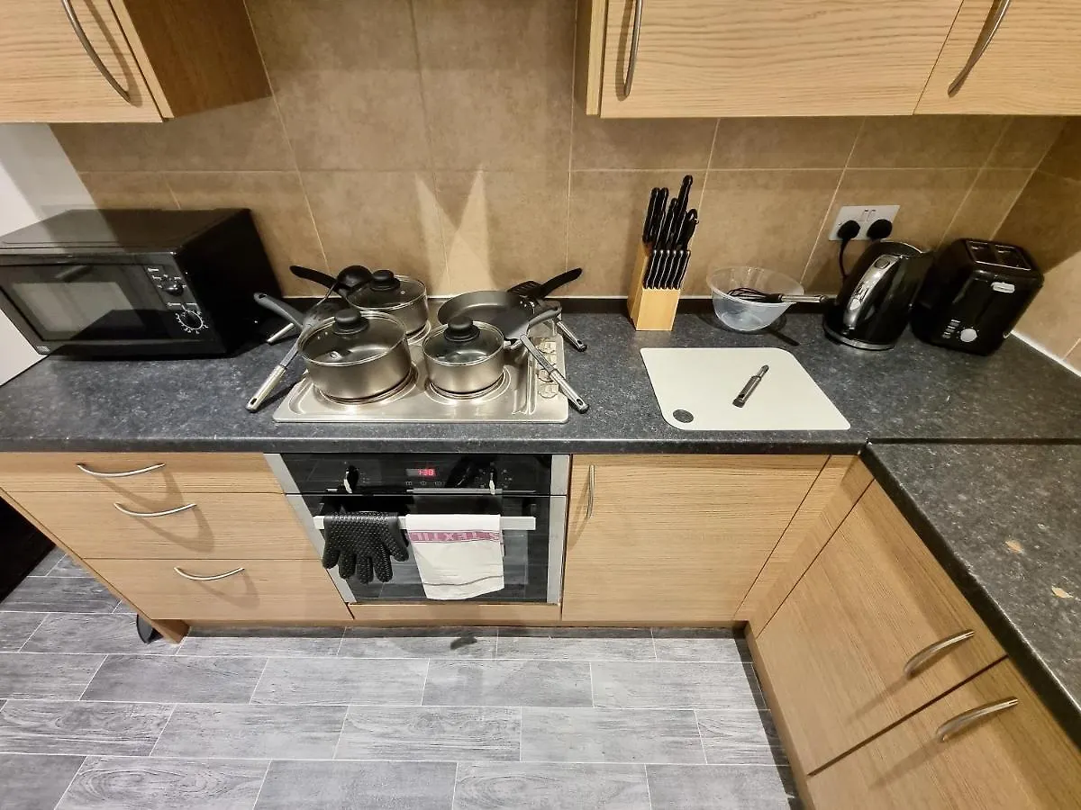 Ferienhaus Nc23, Setup For Your Most Amazing & Relaxed Stay + Free Parking + Free Fast Wifi Leeds