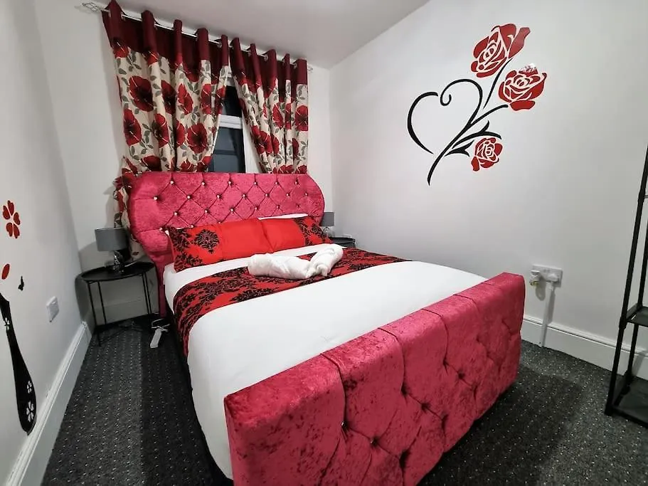 Nc23, Setup For Your Most Amazing & Relaxed Stay + Free Parking + Free Fast Wifi Leeds  Großbritannien