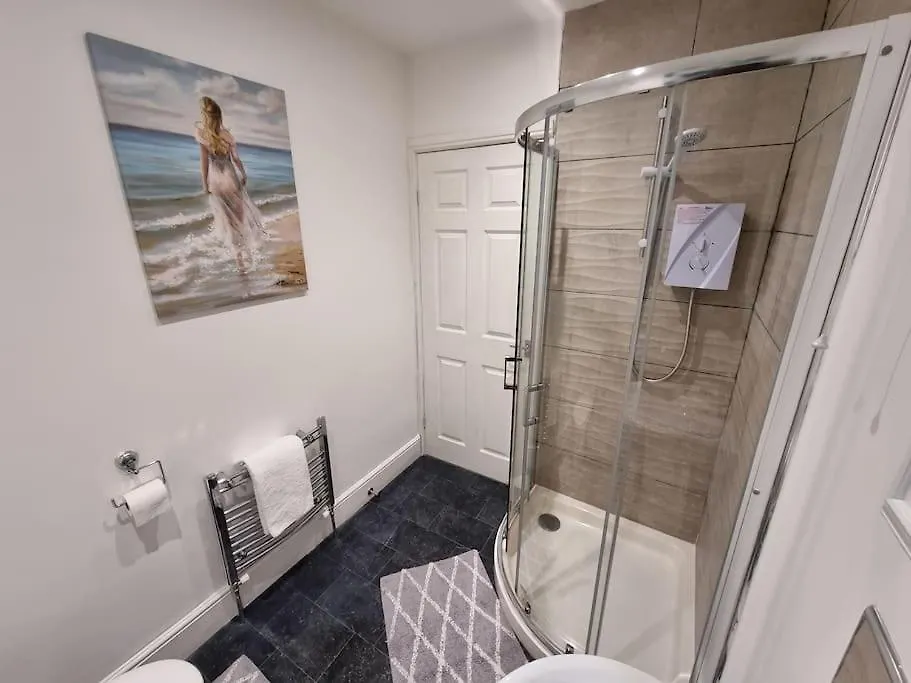 Ferienhaus Nc23, Setup For Your Most Amazing & Relaxed Stay + Free Parking + Free Fast Wifi Leeds